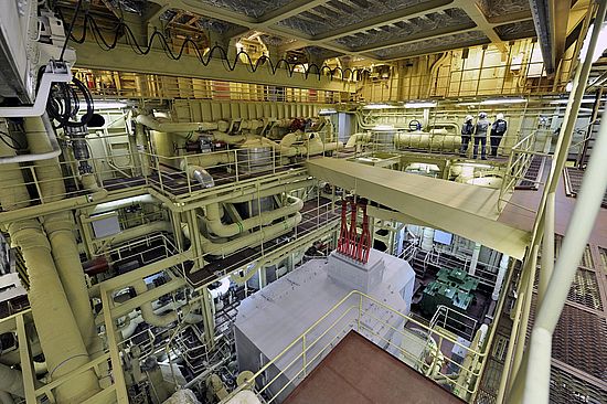 Машинный зал плавучей атомной теплоэлектростанции (ПАТЭС) «Академик Ломоносов»